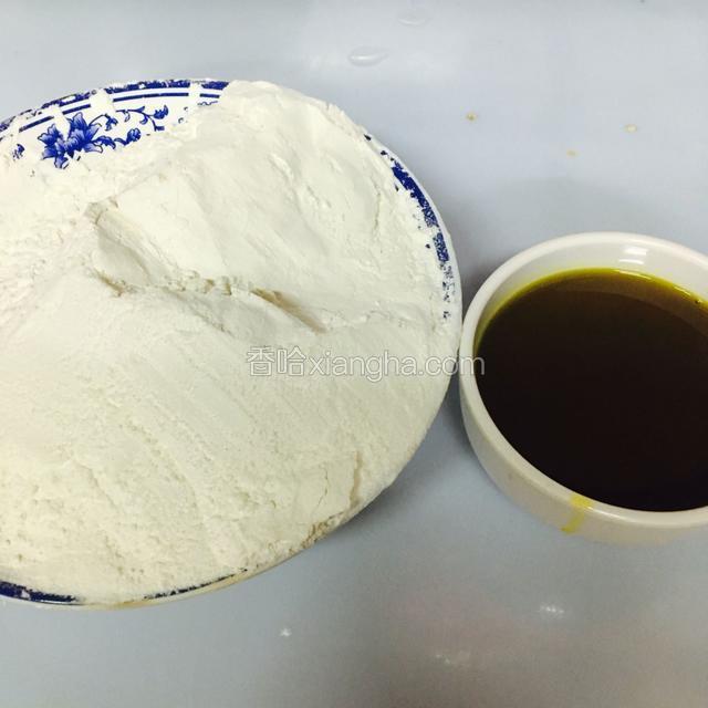 面粉和菜籽油