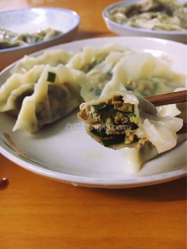 韭菜鸡蛋香菇豆干素饺