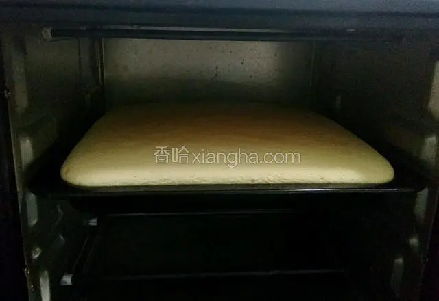 烤箱中层，上下火，150度，20分钟。
