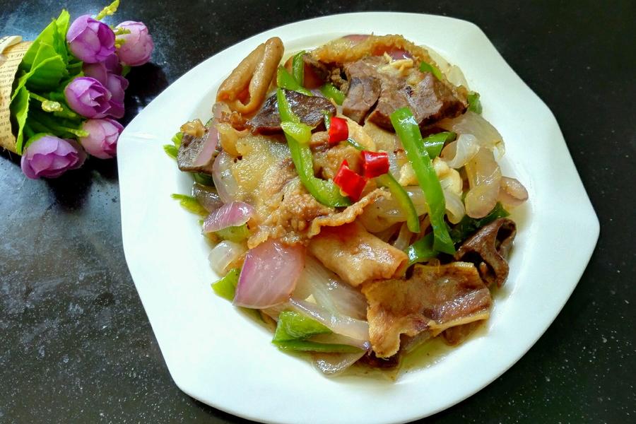 青椒洋葱炒牛杂