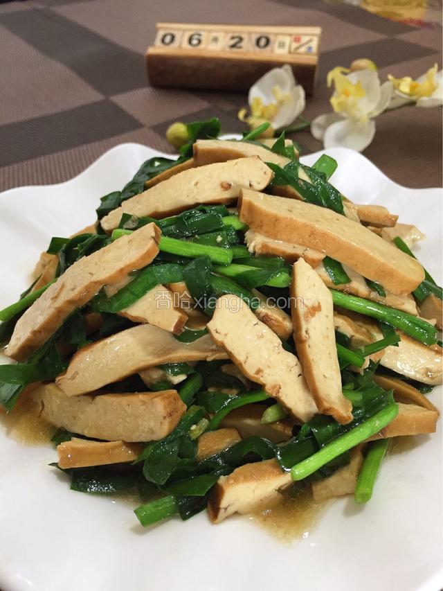 好吃又下饭的素炒豆干做好啦