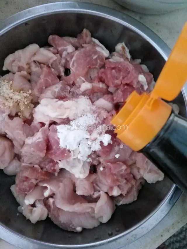 加入酱油