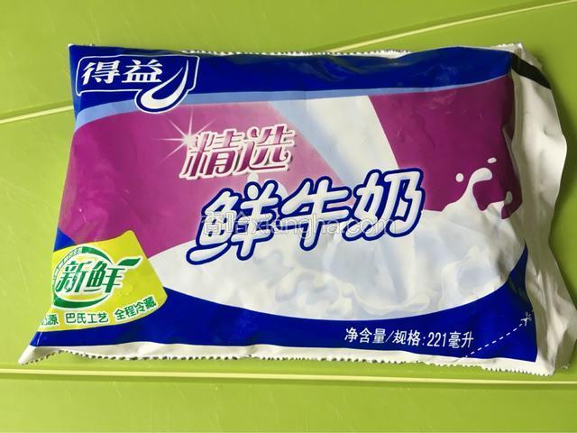 准备鲜奶1袋。