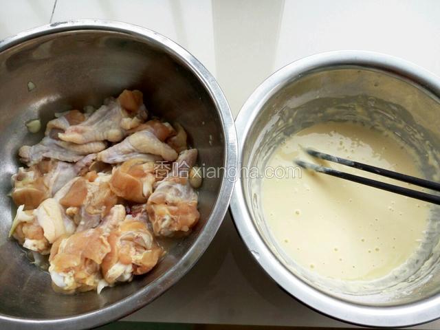 都准备好就烧热油 