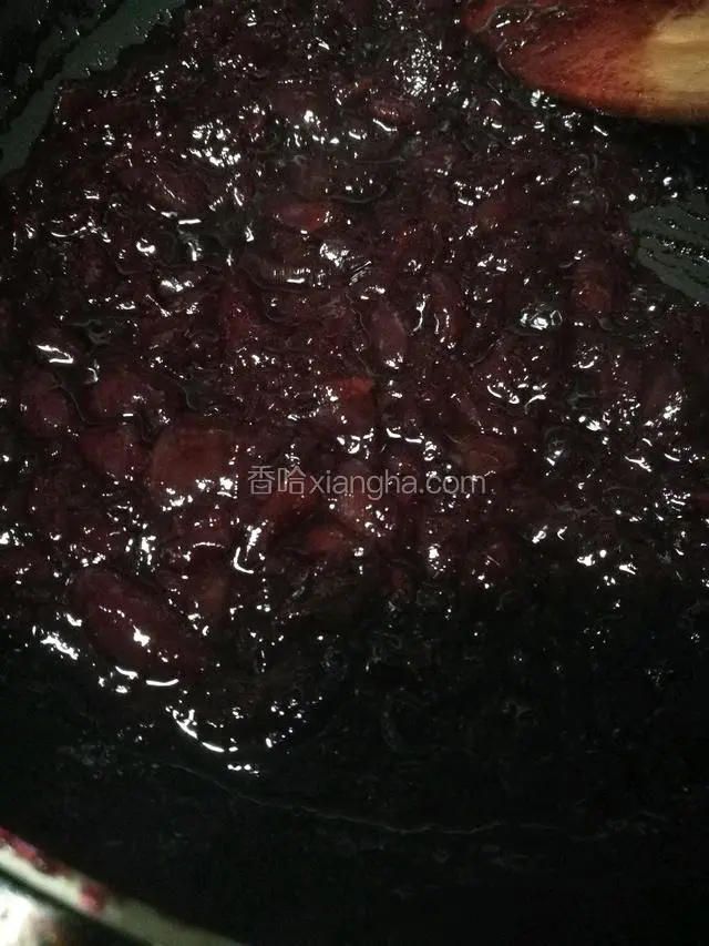 炒至浓稠，捣碎