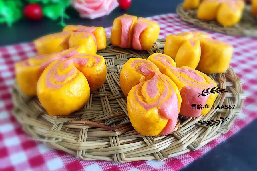 彩色蝴蝶花卷