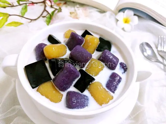 这是我做的芋圆烧仙草