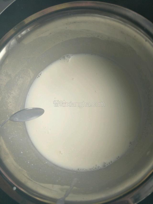 隔水烧热即可