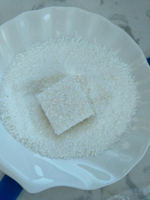 沾满椰蓉