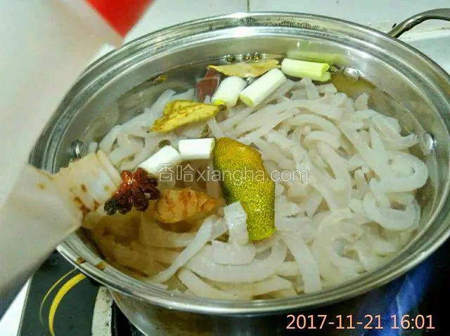 适量的生抽