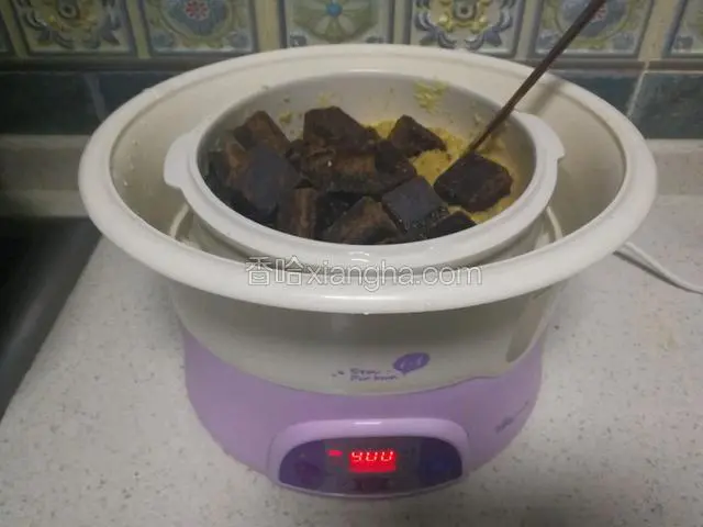 放入黑糖。
