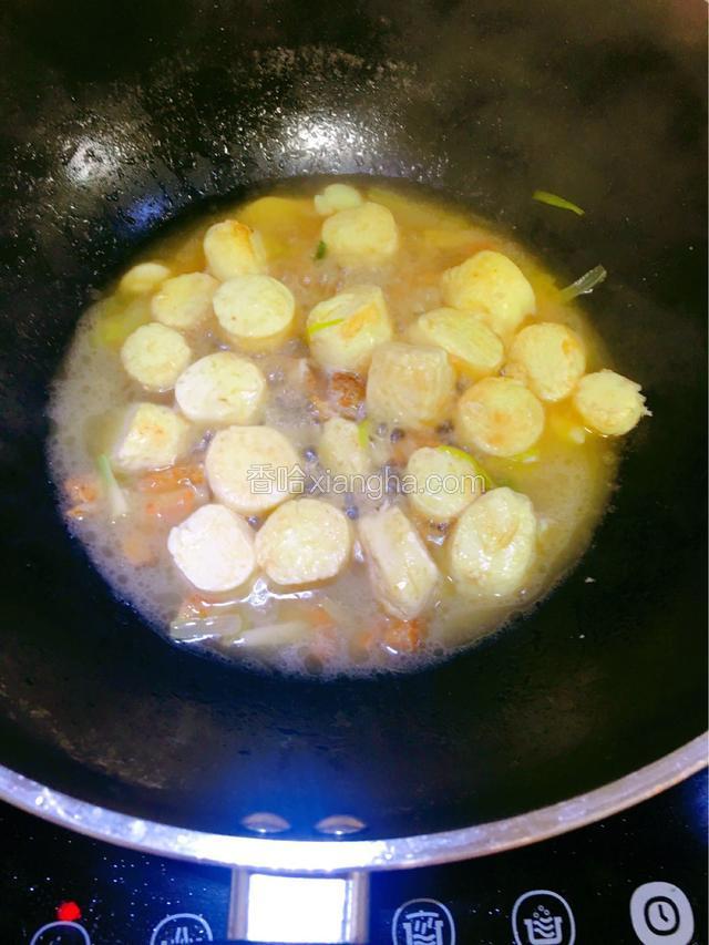 下日本豆腐，加少许水