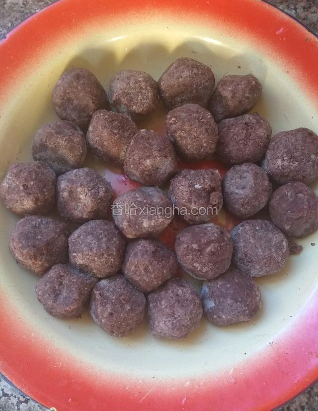 这是我放冰箱提前准备好的豆沙馅