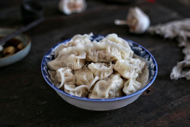 猪肉酸菜水饺