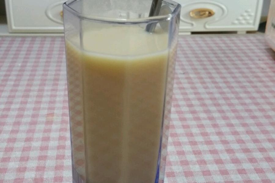 三分钟搞定港式奶茶