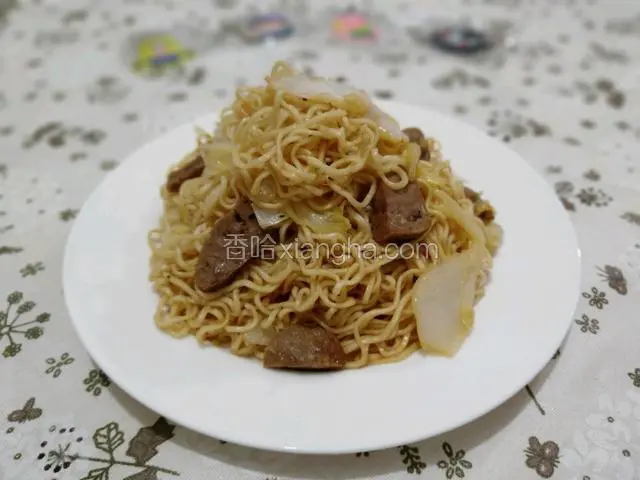 牛筋丸黑椒汁炒面
