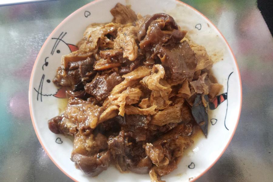 羊腩支竹煲
