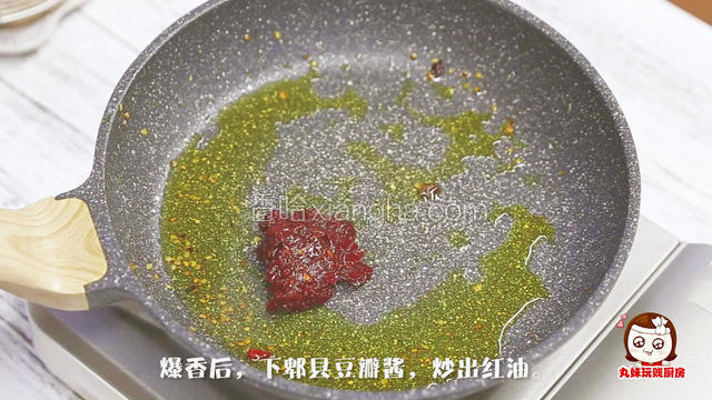 加入郫县豆瓣酱