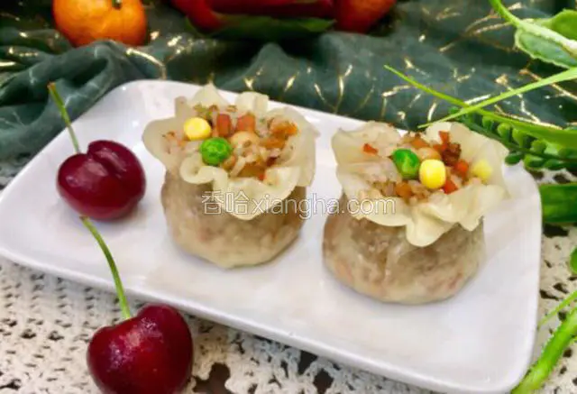 五彩玲珑花苞烧卖