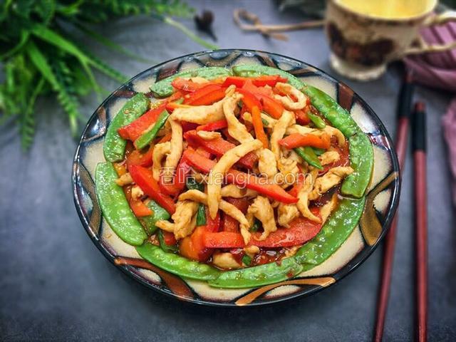 春天的气息，红黄绿，健康美味的美食