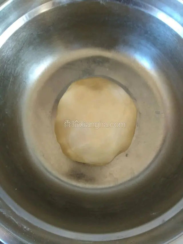 揉成较软的面团
