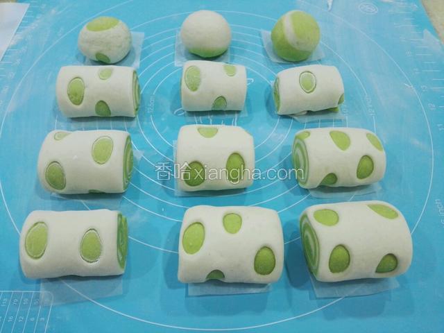 切块，两头的边角料做成包子