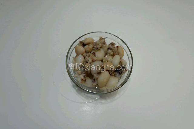 捞出沥水备用