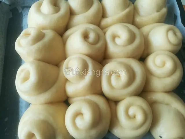 二次发酵半个小时。