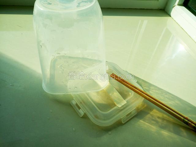 然后晾干水分