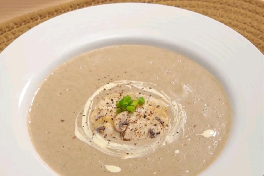 黑松露奶油蘑菇汤