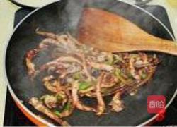 孜然鱿鱼须的做法图解8