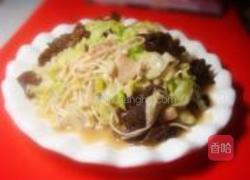 金针菇卷心菜炒鸡蛋的做法图解12