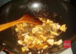 金针菇卷心菜炒鸡蛋的做法图解8