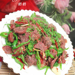 青椒炒牛腱子肉的做法[图]