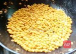 炒黄豆蝎子爪的做法图解5