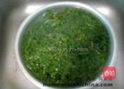 艾叶翡翠饺子的做法图解2