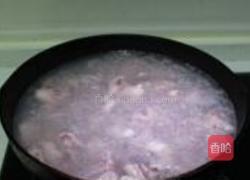 酸辣鸭肉的做法图解1