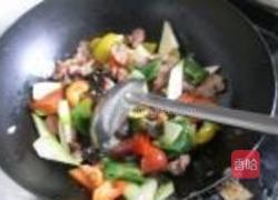 三色彩椒溜肉片的做法图解15