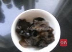 三色彩椒溜肉片的做法图解4