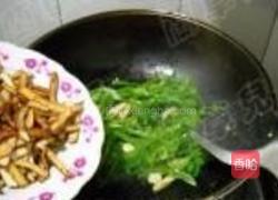 青椒榨菜五香干的做法图解7