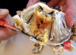 正确吃大闸蟹的做法图解4