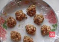 白菜炖肉丸的做法图解1