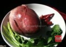 凉拌猪心的做法图解1