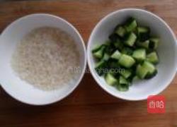 绿茶黄瓜米糊的做法图解3