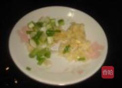 凉拌黄豆芽的做法图解1