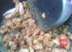 韭黄肉片的做法图解4