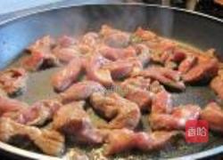 茴香头炒羊肩肉的做法图解4