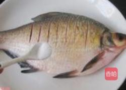 清蒸鳊鱼的做法图解1