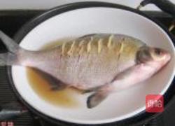清蒸鳊鱼的做法图解3