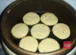 香煎黄米豆沙饼的做法图解8